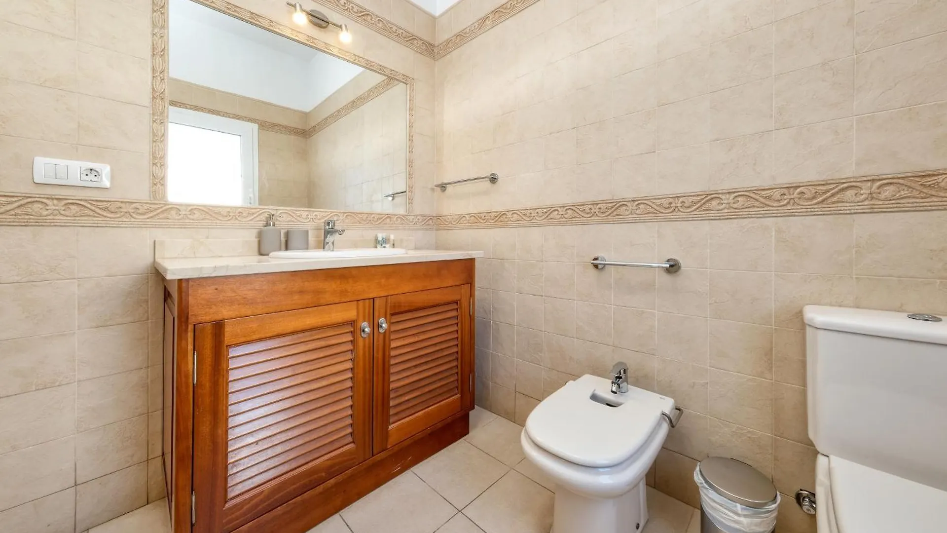 Mar Azul Puerto Calero - Private Pool And Bbq By Lanzarote Vacation Homes 스페인